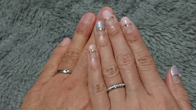 くるみというシリーズです。ペアそれぞれ素敵なデザインです。