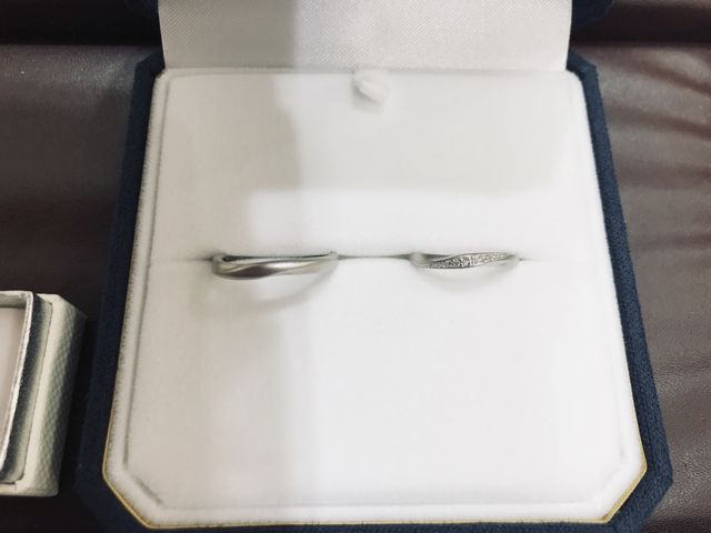 ウェーブタイプのリングです