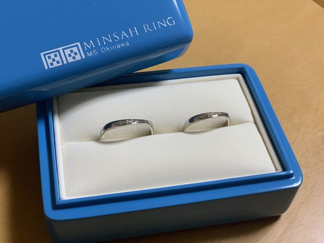 綺麗な箱に入っています！