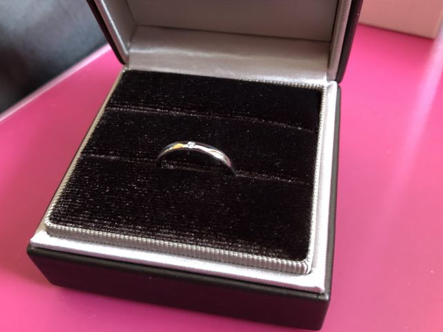 指輪上面からの写真です。