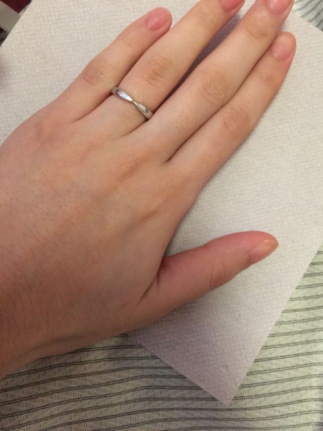 9号でも大きく、店員さんがサイズを合わせてくれました。