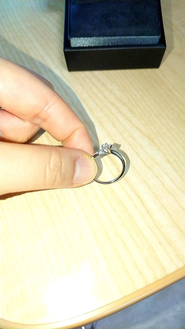 横からも光を通すデザインのミストになります。