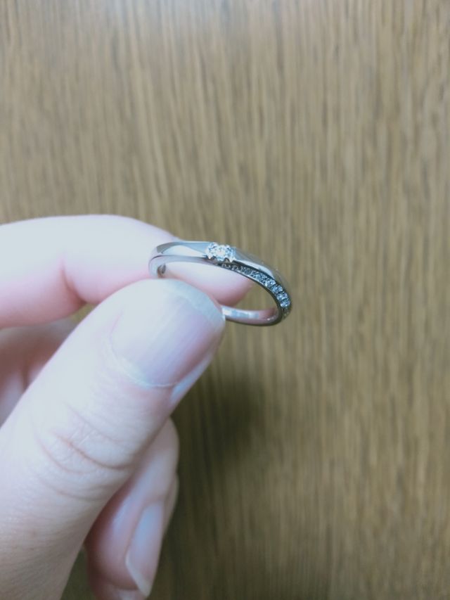 側面が見えるように撮影してみました。