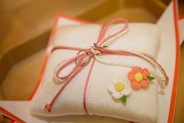 結婚式のリングピロー