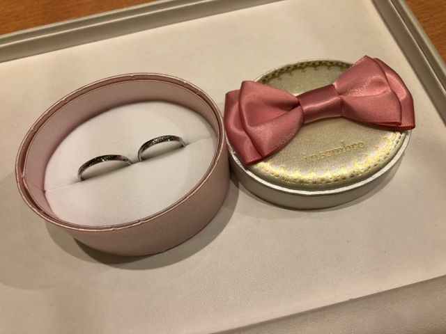 結婚指輪を購入しました
二人でワクワクしながら受け取りました