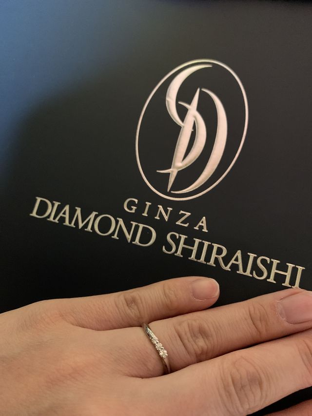 婚約指輪ないのでダイヤモがキラキラの少し豪華にしました！