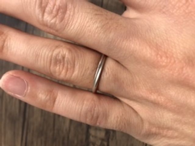 真ん中にマット加工が施されておりお洒落です