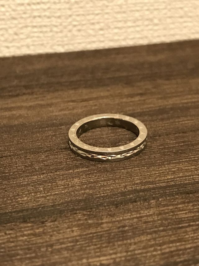 アナと雪の女王デザインの指輪。