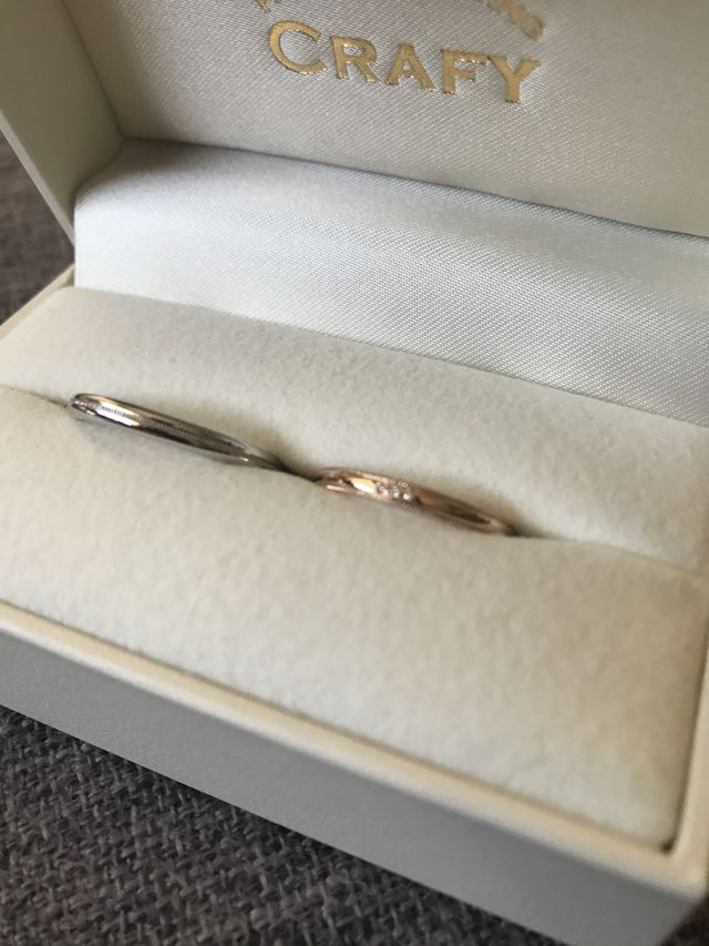 お気に入りの手作りの結婚指輪です。
