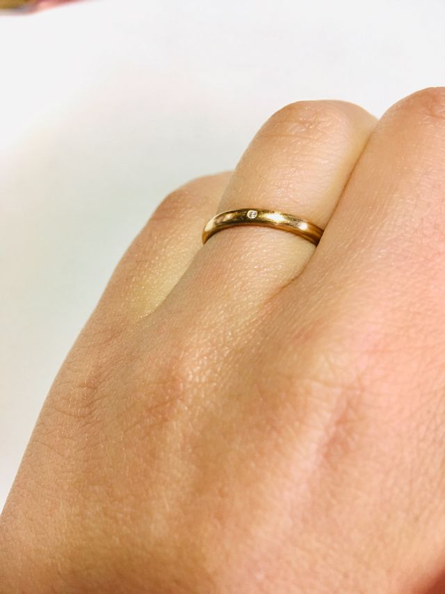 肌色に合うピンクゴールドとゴールドに。旦那さんはプラチナに。