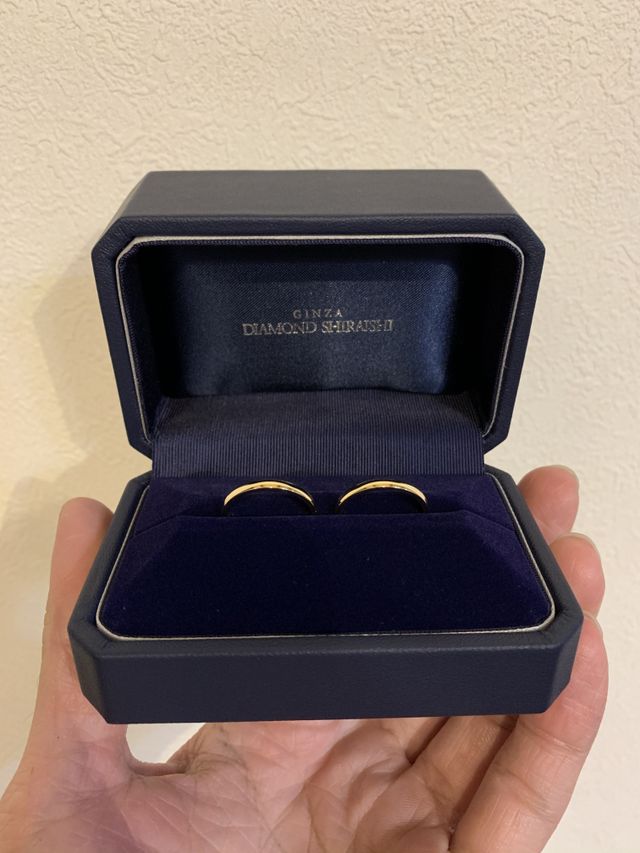 一番シンプルなデザインで、イエローゴールドにしました。