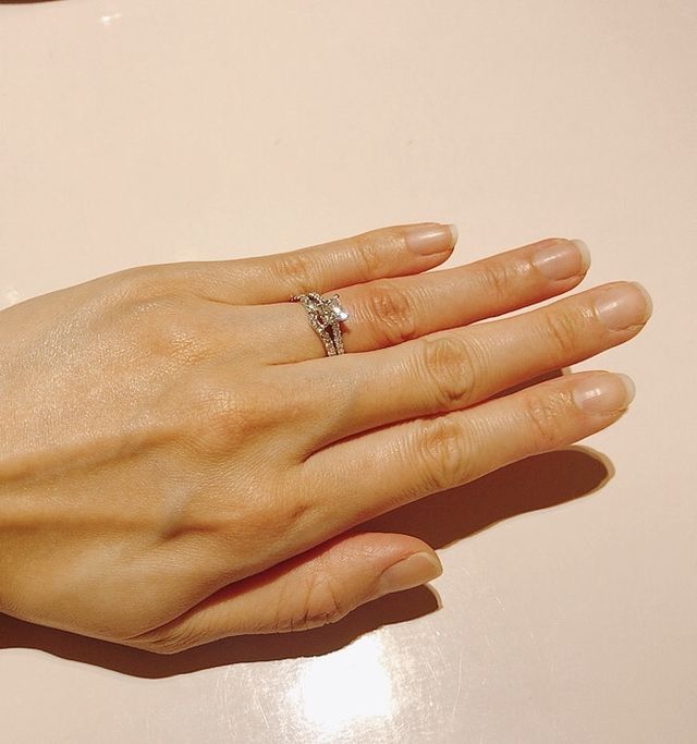 手持ちの婚約指輪と
