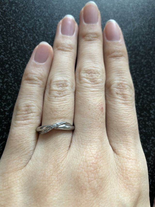 お気に入りの結婚指輪です。見るたびに嬉しくなります。