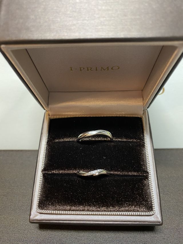 夫と直感でデザインに惹かれて購入しました。