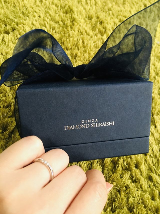 色んな種類の指輪を拝見しましたが一番のお気に入りです。