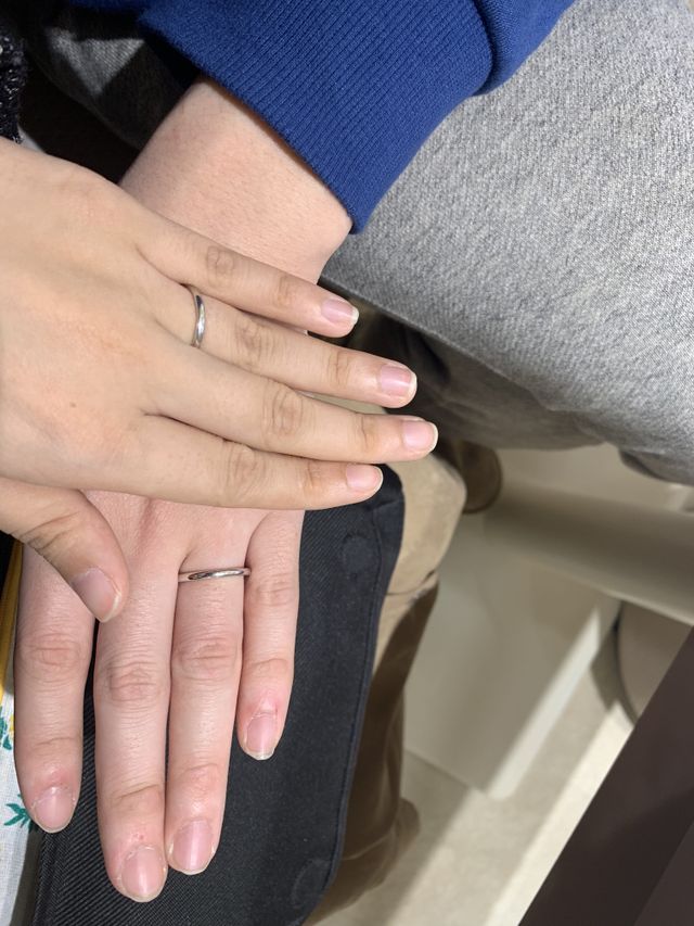 シンプルでいつまでも使えるステキな指輪です。