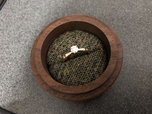 婚約指輪です。