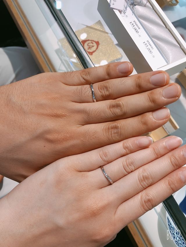 購入後にお店で撮りました