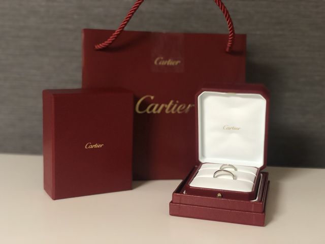 カルティエの赤い箱にずっと憧れていたので、本当に幸せでした。