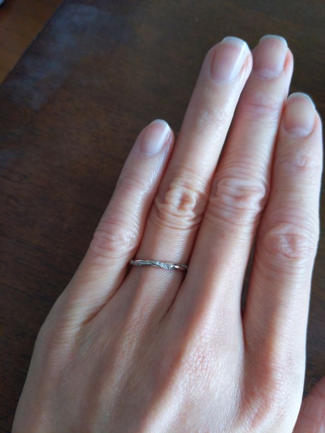 ダイヤモンドの入り方が良く、一目見て気に入りました。