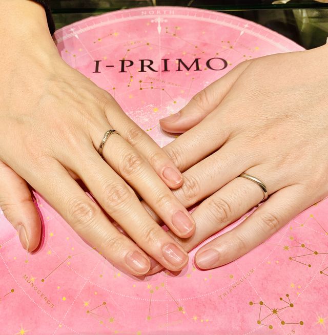 指輪の受け取り時に、スタッフさんが撮影してくださいました！