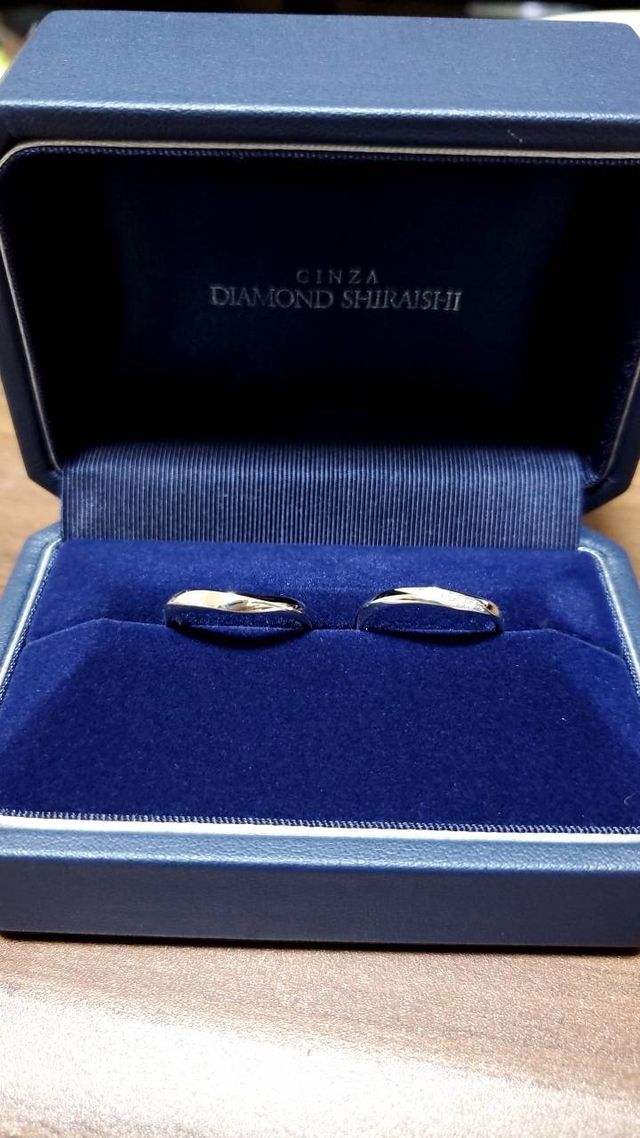 セットで購入でお得に購入できました。つけ心地も非常に良いです