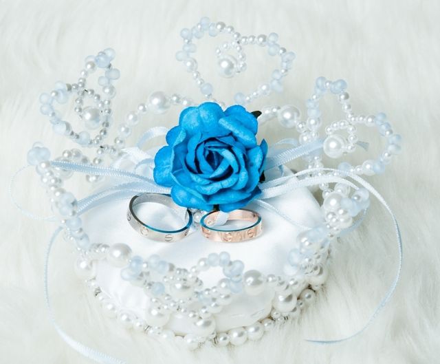 カルティエのラブリングを選びました。