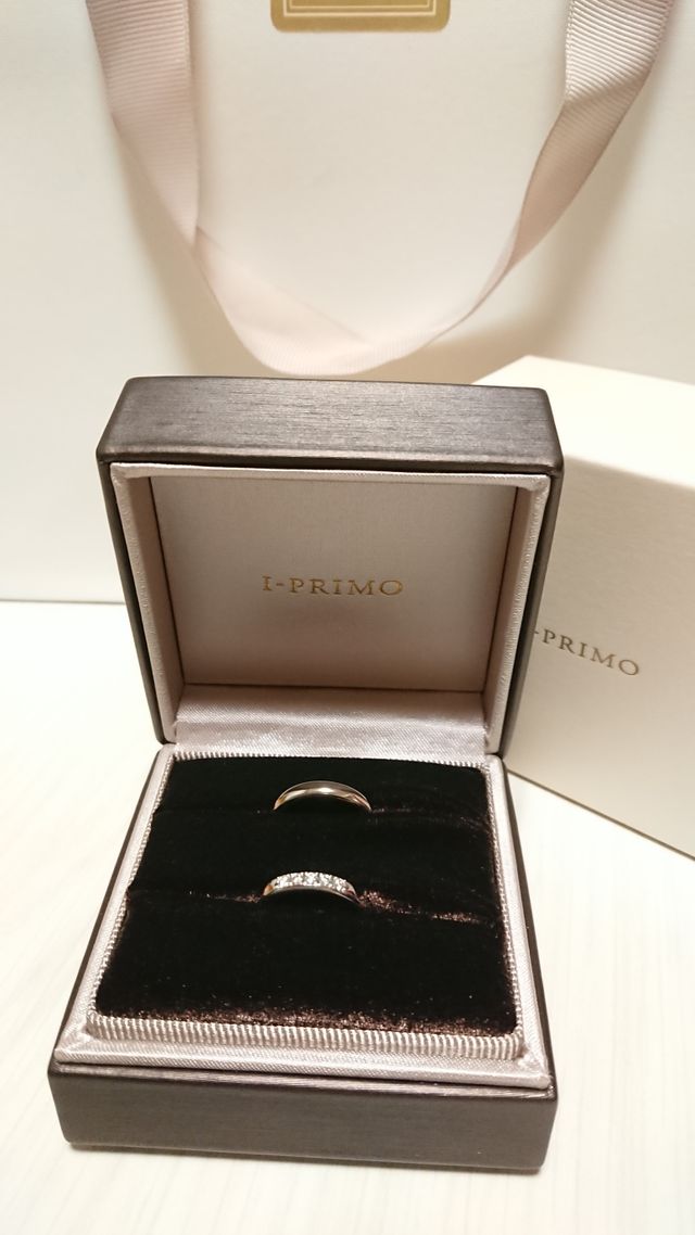 5石のメレダイヤなので輝きに存在感があります☆