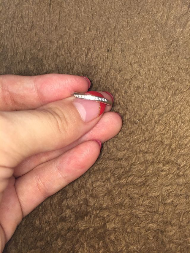 ダイヤモンドが入っています