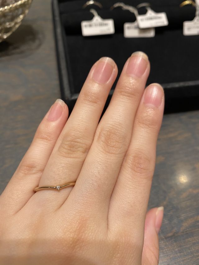 複数試着したのですが、指へのフィット感は抜群でした。