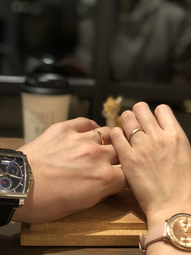 ラインを入れたシンプルなデザインです！