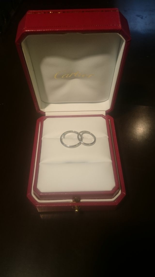 細目のデザインで主張しすぎず満足してます。