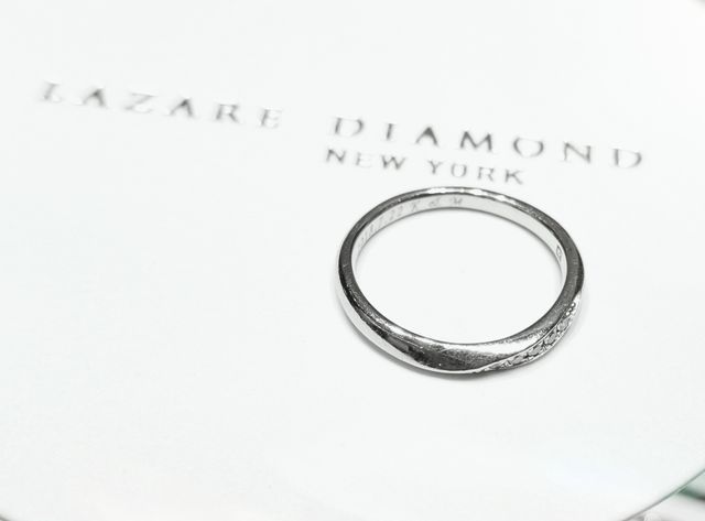 主張しすぎない上品で可愛いデザインお気に入りです。