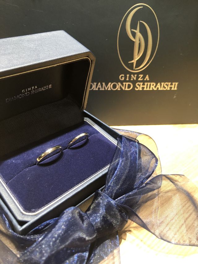 袋、箱、指輪です。