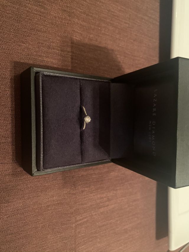 ずっと楽しみにしていたので受け取ってすぐ写真を撮りました。