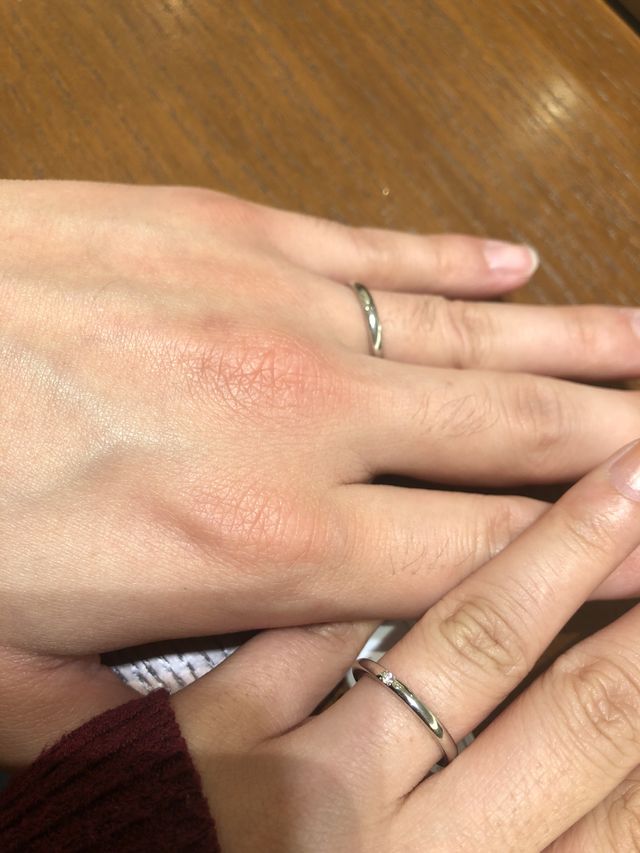 シンプルなデザインで、飽きのこない感じが良かったです。