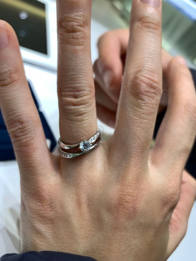 婚約指輪と結婚指輪セット