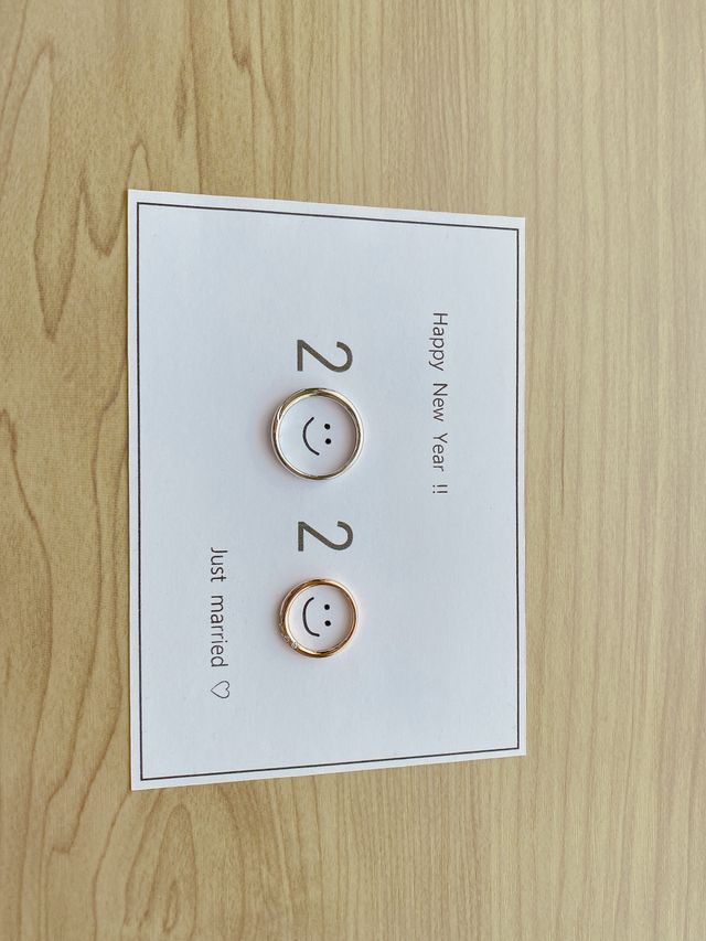 指輪受け渡しの際に、写真撮影用の台紙をいただきました。