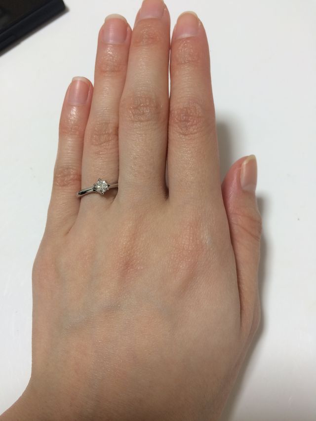 自宅での撮影です。明るさは自然です。