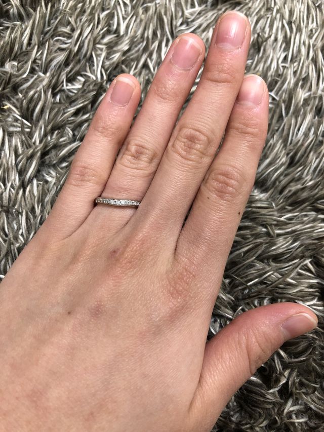 女性側の結婚指輪です。
