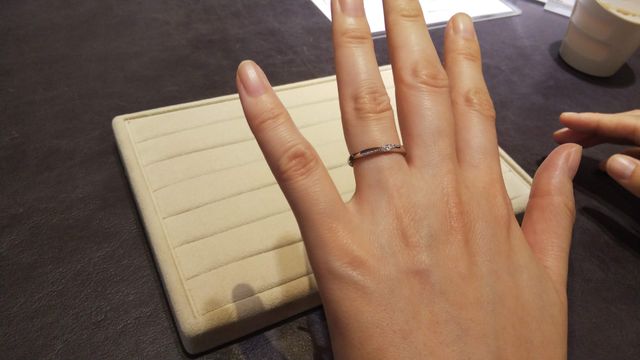 流れるダイアモンドが女性らしいです