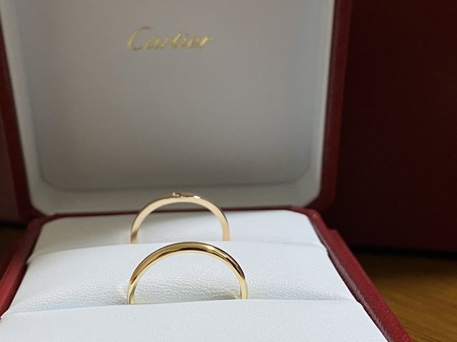 ゴールドの輝きが素敵です。