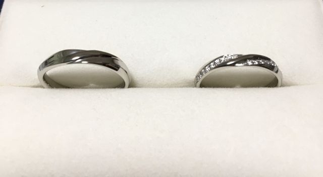 レディースはメラダイヤ入り