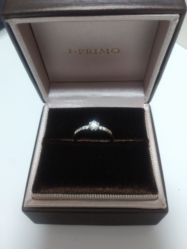 箱と紙袋も可愛いです