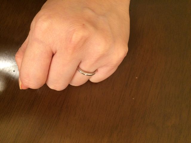 しっくり指になじむ形です。