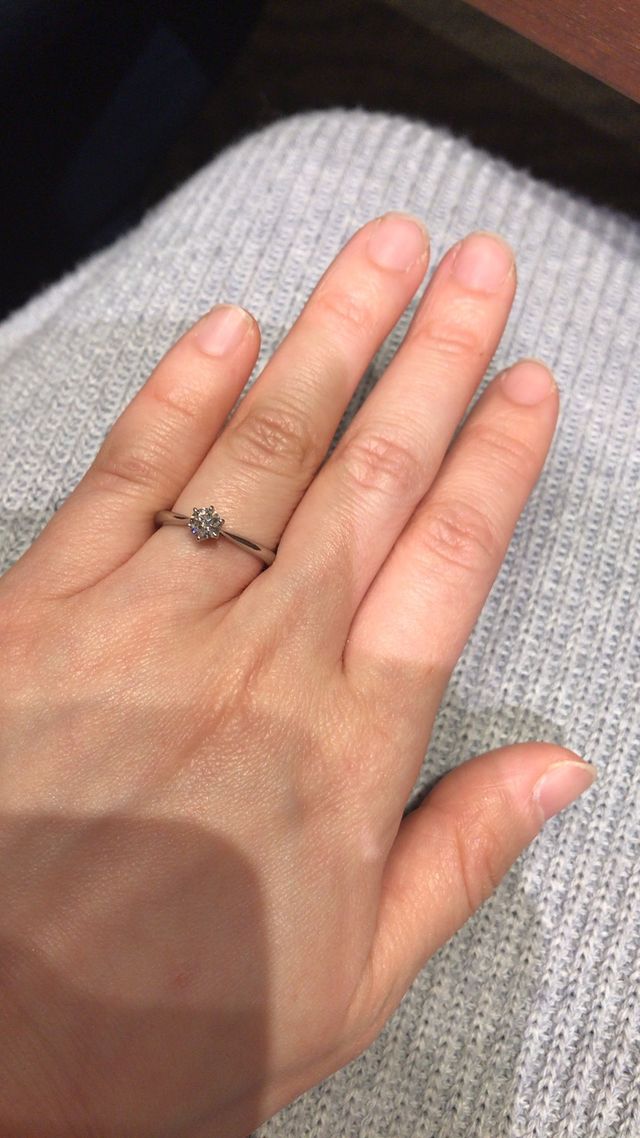 シンプルで上品なデザインが気に入りました。