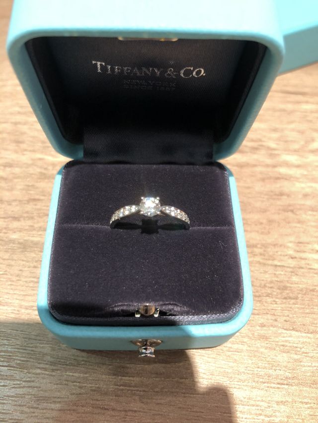 全体的にキラキラでとても可愛いです。