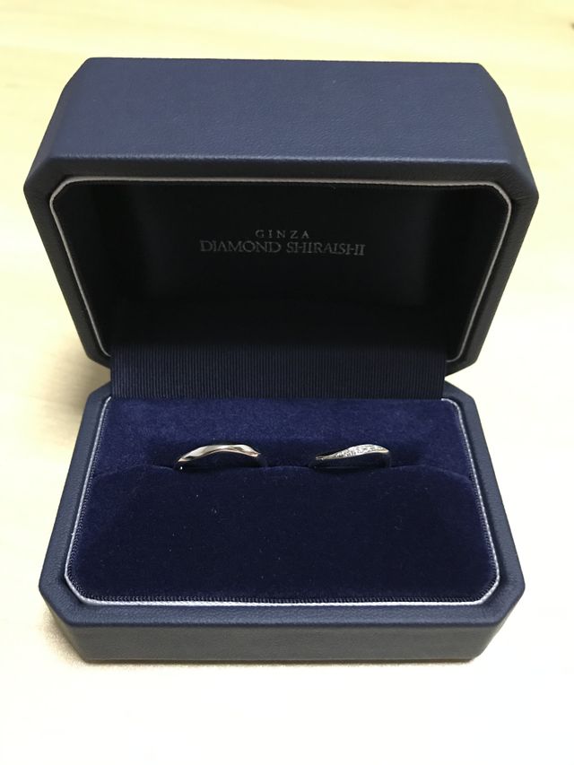 Creer8と言う名前で「信じる」という意味のある指輪です。