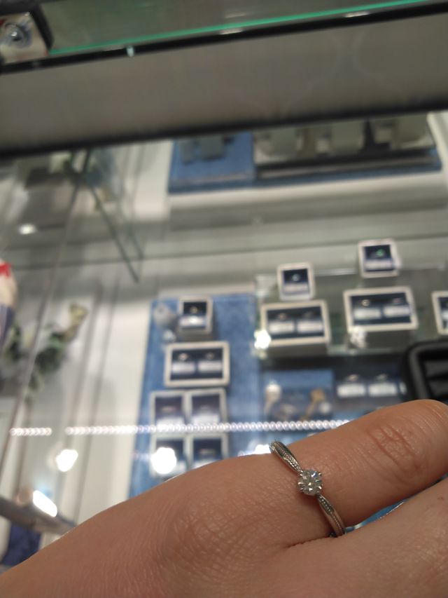 素敵な婚約指輪