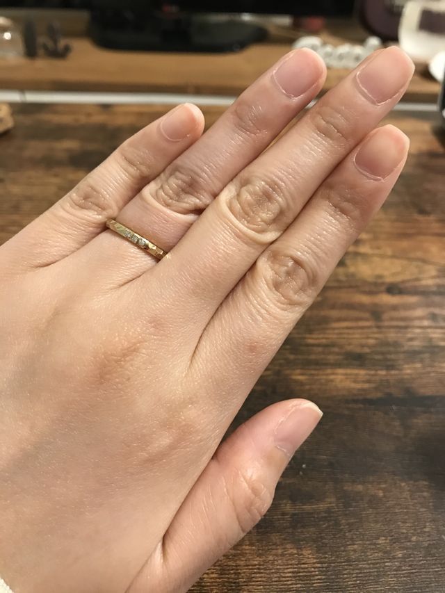 シャンパンゴールド着用時（女性用）